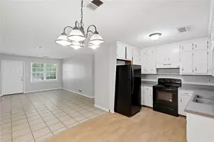 2124 Golfview Dr SE, Conyers, GA 30013 - Photo 8