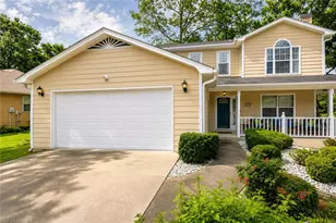 9636 Squirrel Wood Run, Douglasville, GA 30135 - Photo 2