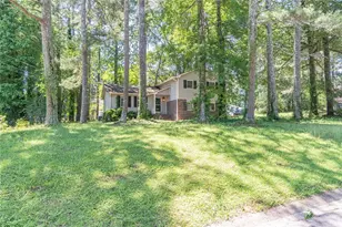 5286 NW Cobblestone Way NW, Lilburn, GA 30047 - Photo 2