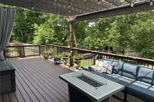 2427 Siesta Ct, Marietta, GA 30062 - Photo 10