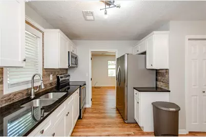 1251 Elizabeth Avenue SW, Atlanta, GA 30310 - Photo 8