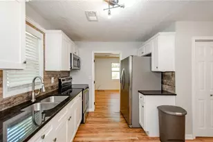 1251 Elizabeth Ave SW, Atlanta, GA 30310 - Photo 8