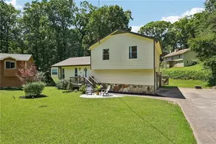 3211 Oakbrook Ln, Clarkston, GA 30021 - Photo 2