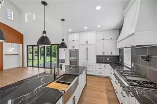 120 Thome Dr, Alpharetta, GA 30022 - Photo 22
