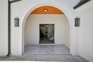120 Thome Dr, Alpharetta, GA 30022 - Photo 8