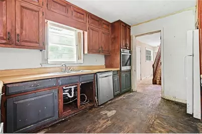 2240 Medfield Trail NE, Atlanta, GA 30345 - Photo 4