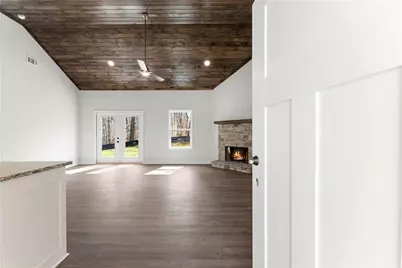 50 Hawks Ridge Ct, Cleveland, GA 30528 - Photo 2