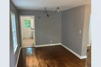 2086 Evergreen Lane NW, Atlanta, GA 30318 - Photo 2