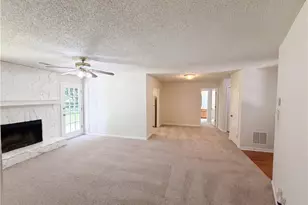 358 Cross Creek Pl, Auburn, GA 30011 - Photo 6