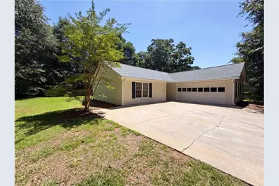 358 Cross Creek Place, Auburn, GA 30011 - Photo 2