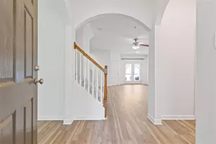 126 Wellbrook Ct, Conyers, GA 30012 - Photo 2