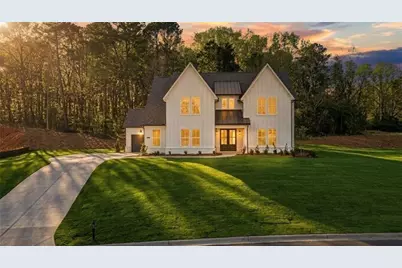8410 Creekside Overlook Drive, Gainesville, GA 30506 - Photo 2