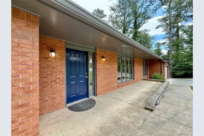 2200 Carey Place, Marietta, GA 30066 - Photo 2