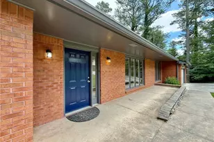 2200 Carey Pl, Marietta, GA 30066 - Photo 2
