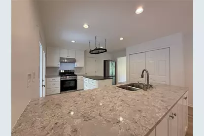 2200 Carey Place, Marietta, GA 30066 - Photo 12