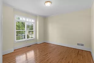 214 Cheshire Dr, Griffin, GA 30223 - Photo 4