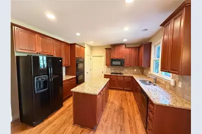 700 Washington Way, Cumming, GA 30040 - Photo 2