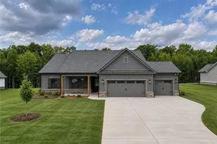 417 Weslyn Dr, Social Circle, GA 30025 - Photo 1
