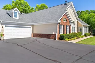 1305 Village Ln, Roswell, GA 30075 - Photo 28