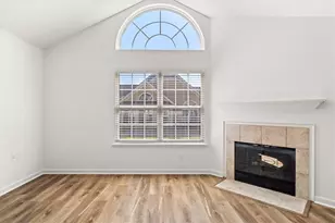 1305 Village Ln, Roswell, GA 30075 - Photo 4