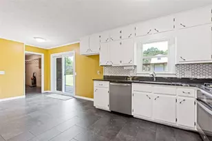 2140 Rockdale Dr, Conyers, GA 30012 - Photo 4