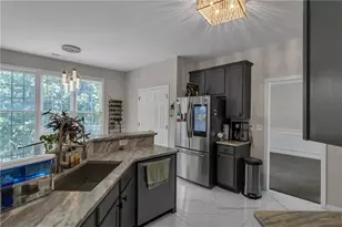 698 Deer Lake Trail, Stone Mountain, GA 30087 - Photo 14