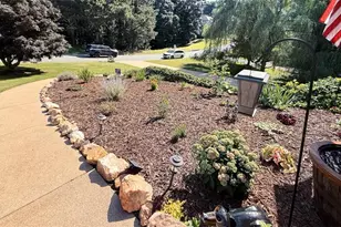 1049 Fieldstone Dr, Canton, GA 30114 - Photo 46