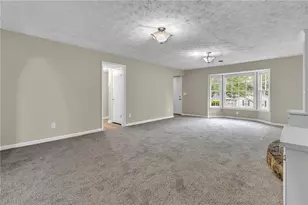 8673 Plumtree Dr, Riverdale, GA 30274 - Photo 18