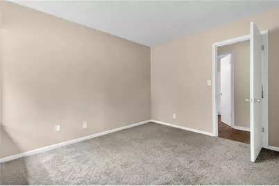 8998 Hurst Court, Jonesboro, GA 30238 - Photo 18