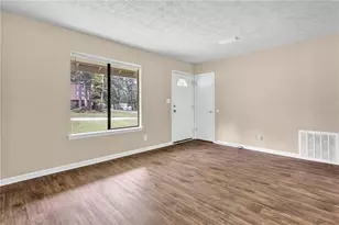 8998 Hurst Ct, Jonesboro, GA 30238 - Photo 16