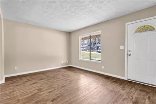 8998 Hurst Ct, Jonesboro, GA 30238 - Photo 12