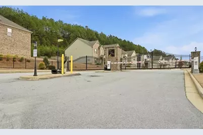 4830 Elm Leaf Drive, Atlanta, GA 30331 - Photo 2