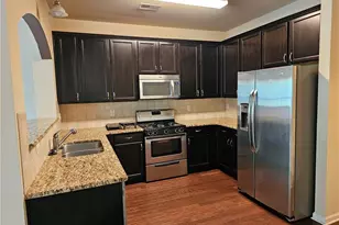 5043 Glencliff Dr, Sugar Hill, GA 30518 - Photo 4