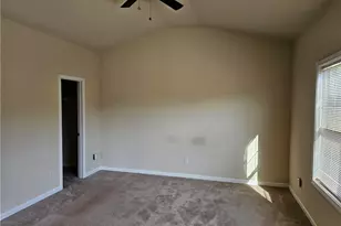 5043 Glencliff Dr, Sugar Hill, GA 30518 - Photo 12
