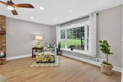 3029 Meadow Drive, Marietta, GA 30062 - Photo 6