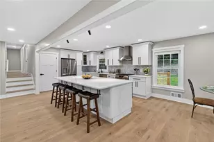 3029 Meadow Dr, Marietta, GA 30062 - Photo 10