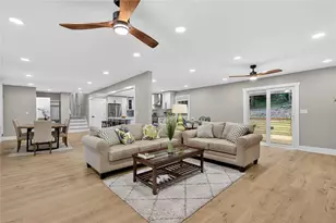 3029 Meadow Dr, Marietta, GA 30062 - Photo 4