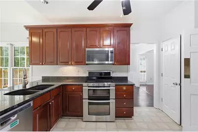 1160 Dogwood Park Drive, Lawrenceville, GA 30046 - Photo 10