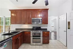 1160 Dogwood Park Dr, Lawrenceville, GA 30046 - Photo 10