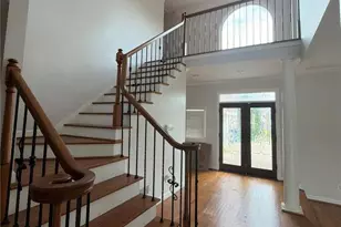 674 Masters Dr, Stone Mountain, GA 30087 - Photo 2
