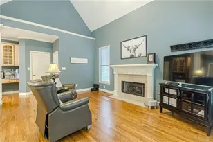 3928 Shadow Loch Dr, Suwanee, GA 30024 - Photo 18