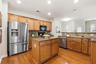 910 Silver Lake Dr, Acworth, GA 30102 - Photo 12