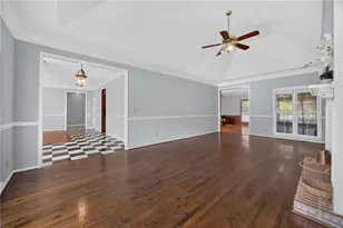 3210 Hall Garden Rd, Snellville, GA 30039 - Photo 12