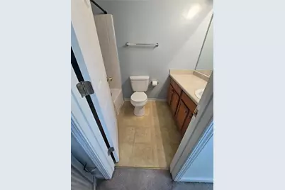 6109 Hickory Lane Drive, Union City, GA 30291 - Photo 8
