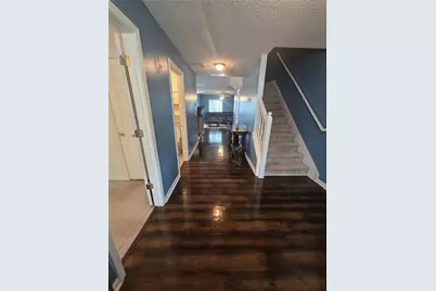 6109 Hickory Lane Drive, Union City, GA 30291 - Photo 2