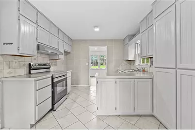 225 Hauteur Garden, Lilburn, GA 30047 - Photo 12