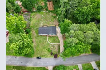 225 Hauteur Garden, Lilburn, GA 30047 - Photo 42