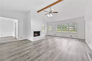 225 Hauteur Pl, Lilburn, GA 30047 - Photo 4