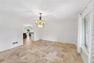 378 Clyde Ct, McDonough, GA 30252 - Photo 10