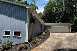 5611 High Harbor Ct, Gainesville, GA 30504 - Photo 4